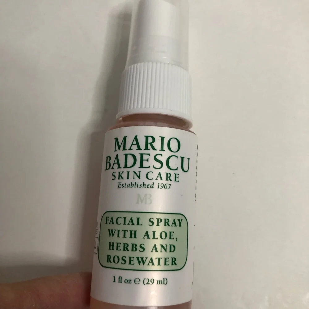 Mario Badescu winter glow essentials 4 piece essentials gift‎ set New in tin
